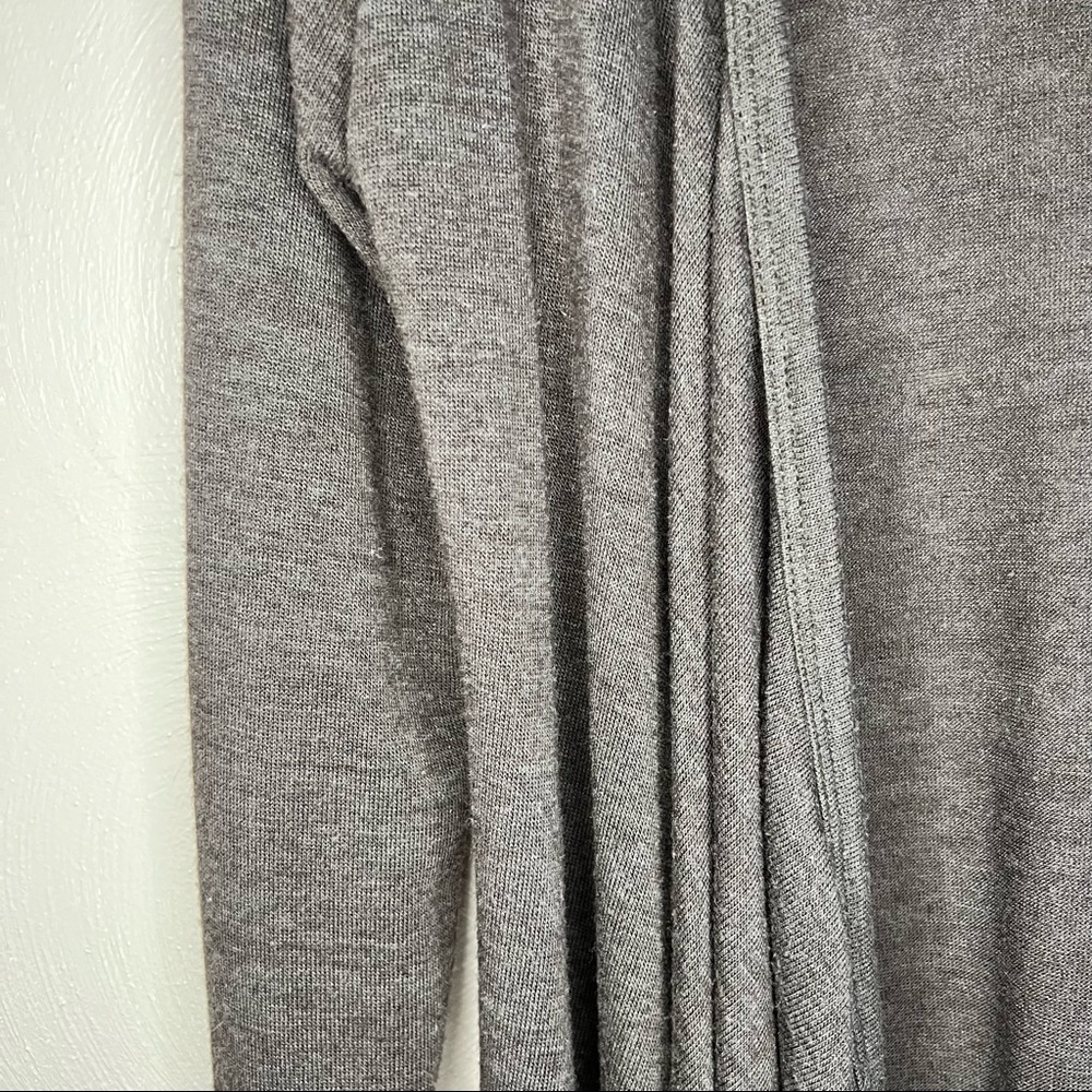 Cardigan - Picture 2 of 3